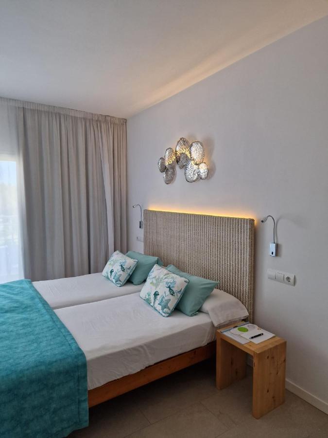 Apartamentos Costamar II Es Pujols Exterior foto