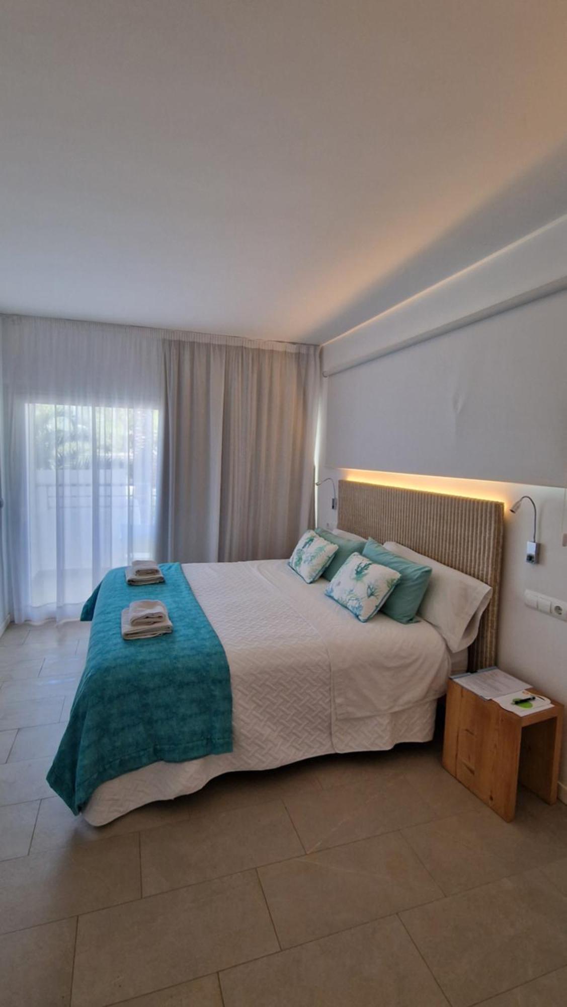 Apartamentos Costamar II Es Pujols Exterior foto